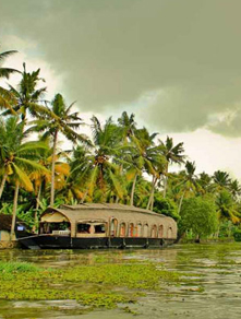 Kerala tourist places in India – travel guide and holiday packages