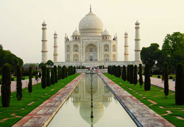 Top monuments and historical places tour packages for culture